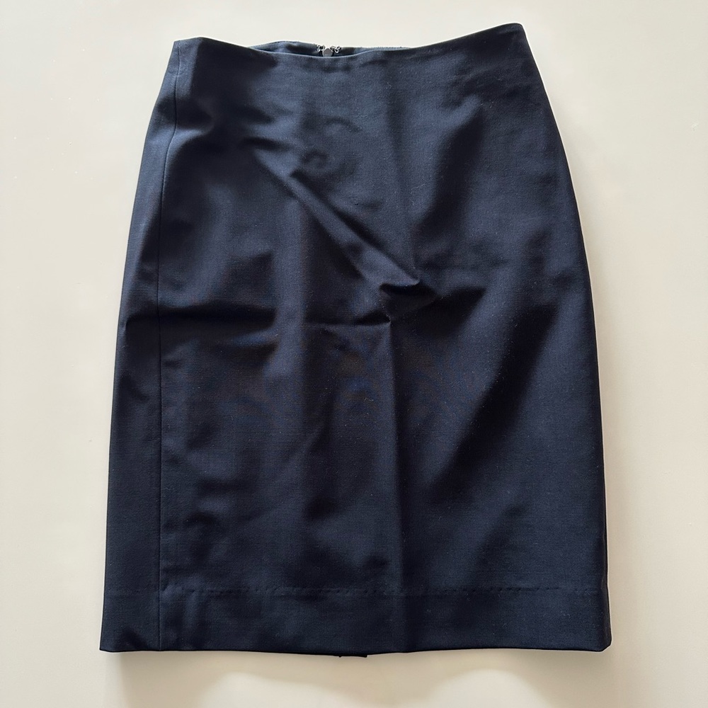 NAVY BLUE MIDI PENCIL SKIRT // THEORY // SIZE 00